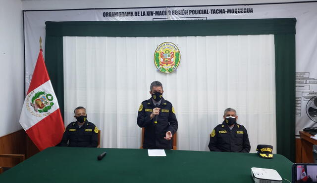 General Mejía presentó a jefes de las regiones policiales. Foto: PNP