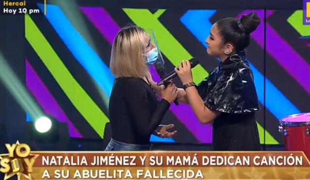 Durante la segunda noche del programa, la imitadora de Natalia Jiménez cantó junto a su mamá. Foto: Captura / Latina