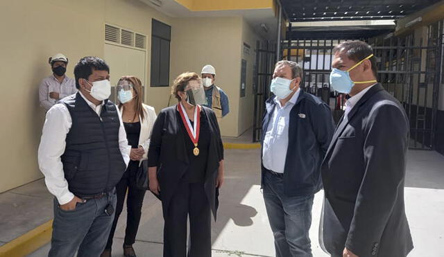 Congresistas supervisaron Hospital COVID-19 Honorio Delgado. Foto: Geresa