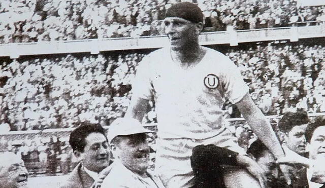 Teodoro 'Lolo' Fernández anotó 156 goles con la camiseta de Universitario en 180 partidos y ganó seis títulos. Foto: difusión
