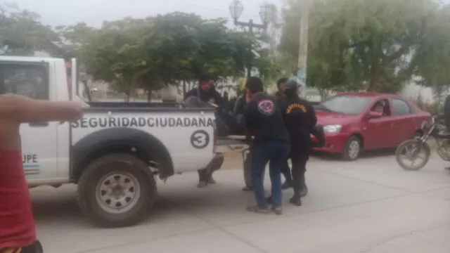 Sereno herido en el omóplato fue trasladado a un hospital de Trujillo. Foto: Facebook Ribereña Guadalupe