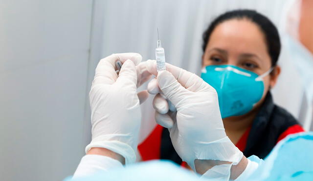 Un total de 8.000 voluntarios recibirá la vacuna contra la COVID-19. Foto: Sepres
