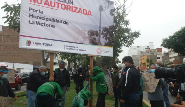 De acuerdo al alcalde de La Victoria, se iniciarán acciones para retirar la antena instalada. Foto: María Pía Ponce/ URPI-LR