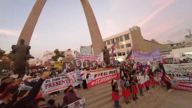 Cientos de personas se manifiestan contra la candidata de Fuerza Popular. Foto: La República.