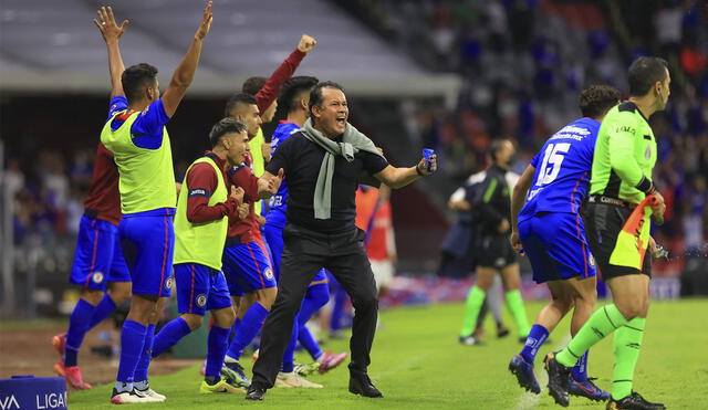 Cruz Azul, de Juan Reynoso, jugará la final número 17 de su historia. Foto: Twitter TUDN MEX