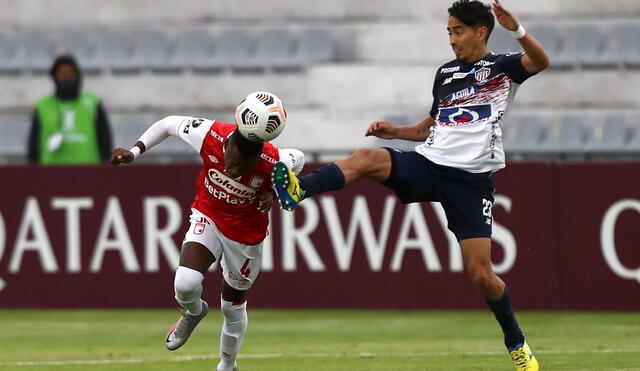 Santa Fe y Junior juegan en Quito por la Copa Libertadores. Foto: EFE