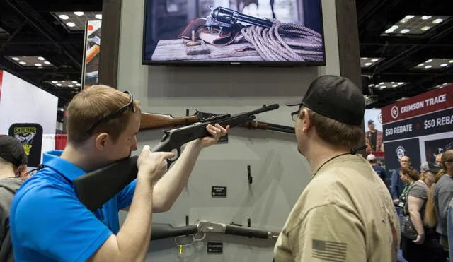 Durante 2021, se han producido 221 tiroteos masivos en Estados Unidos. Foto: AFP