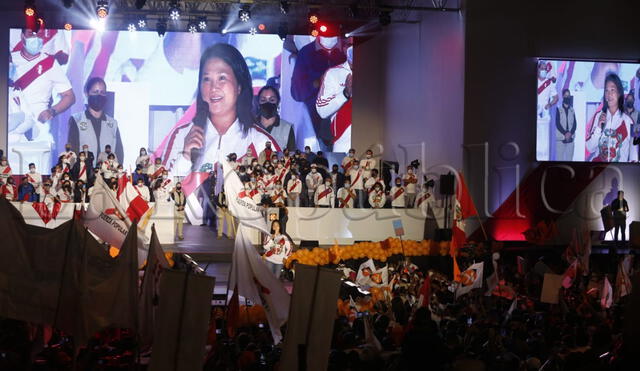 Keiko Fujimori tuvo participación de políticos en su mitin de cierre de campaña. Foto: John Reyes/La República