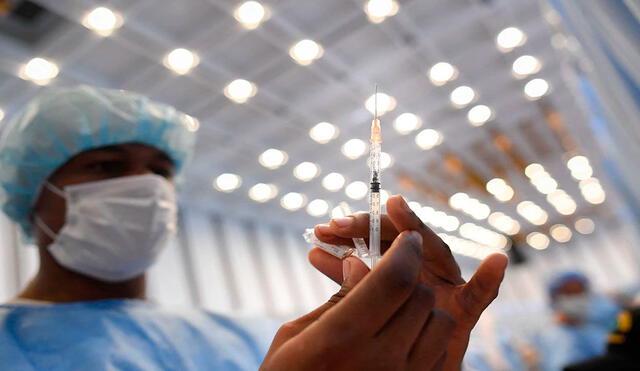 En Venezuela ya usan la Sputnik V, la primera vacuna que autorizó Rusia para combatir la pandemia de coronavirus. Foto: AFP