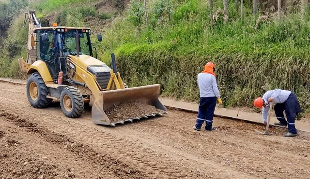 Obras viales con inversión de 37 millones de soles se ejecutan en el ande liberteño. Foto: GRLL