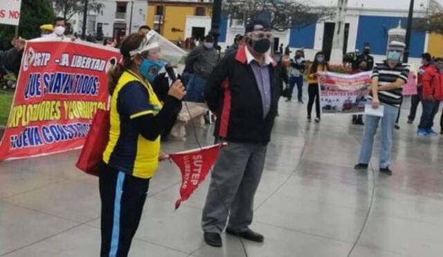 Lourdes Vásquez ingresó quejas contra director de UGEL Gran Chimú. Foto: difusión