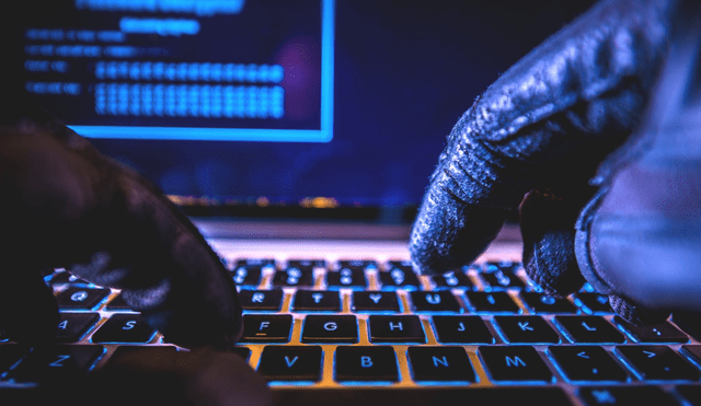 El ransomware es una modalidad de ataque cibernético que paraliza el funcionamiento de las instituciones en las que ingresa y exige un rescate para su liberación. Foto: LR