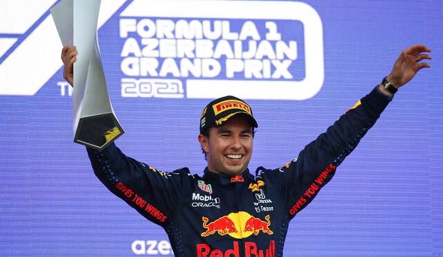 Es la primera vez que el mexicano gana un GP con Red Bull. Foto: EFE