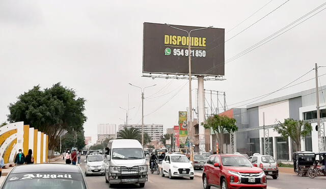 Concejales piden regular la instalación de paneles publicitarios en la ciudad de Chiclayo. Foto: La República