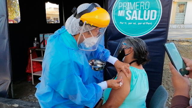 Piden al Minsa programar vacunación contra la COVID-19 a adultos mayores de Máncora. Foto: difusión