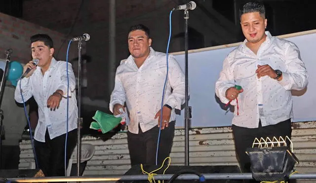 Caribeños de Guadalupe realizó peculiar show musical en Huánuco. Foto: Caribeños