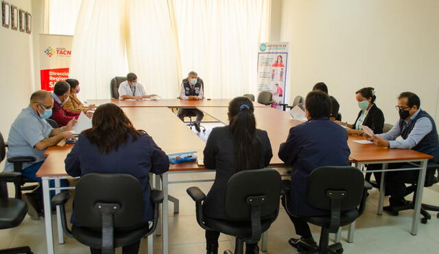 Encargados de Diresa se reuniones con decanos de colegios profesionales. Foto: difusión