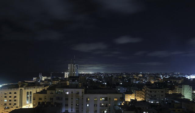 Medios locales han informado que los globos incendiarios fueron lanzados desde la Franja de Gaza hacia territorio israelí en las últimas 24 horas. Foto: AFP