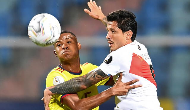 Gianluca Lapadula se ha consolidado en el equipo titular de la selección peruana. Foto: AFP