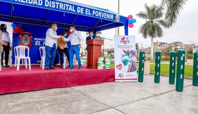 Comuna de El Porvenir recibió en donación 8 balones de oxígeno medicinal. Foto: MDEP