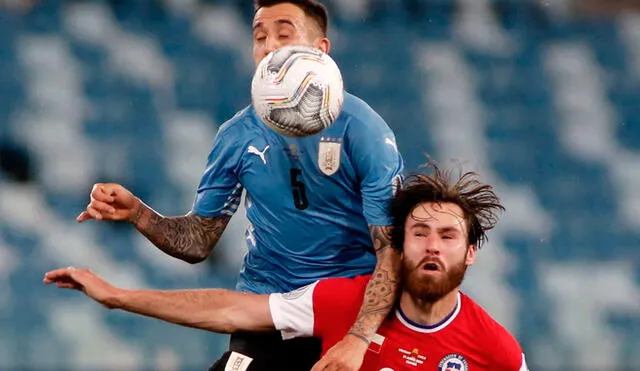 Chile recibe a Uruguay por la última fecha de las Eliminatorias Qatar 2022. Foto: AFP