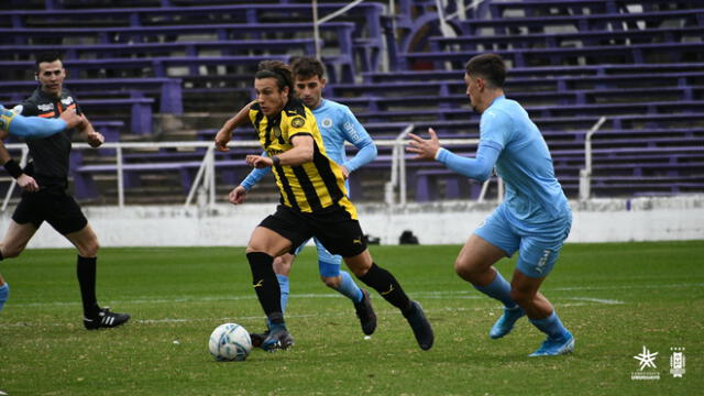 Peñarol vs Torque se juega por la Fecha 7 del torneo Apertura de Uruguay. Foto: Campeonato Uruguayo