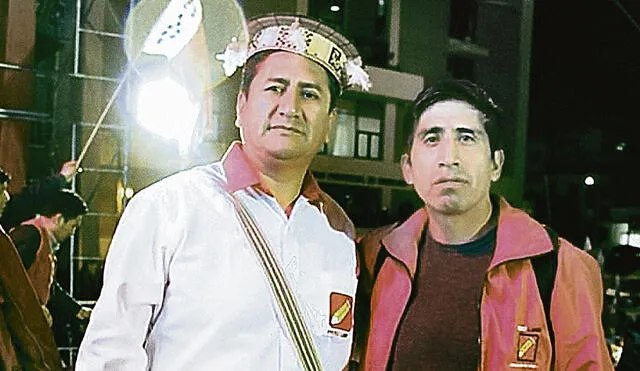 Brazo derecho. Vladimir Cerrón y Arturo Cárdenas, quien anunció que se entregaría. Foto: difusión
