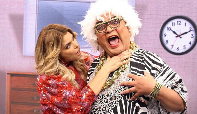 La actriz mexicana y 'La tía Gloria' juntas en un sketch que se estrenará este sábado 26 de junio en el programa cómico. Foto: Jorge Benavides/ Instagram.