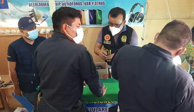 Agentes policiales, fiscales y serenos hicieron operativo en varios puestos de venta. Foto: Seguridad Ciudadana Olmos