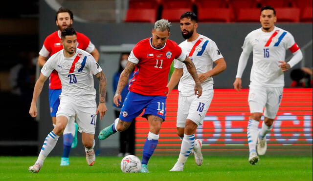 Chile y Paraguay se enfrentan en el estadio San Carlos de Aponquindo por la jornada cinco del proceso clasificatorio. Foto: EFE
