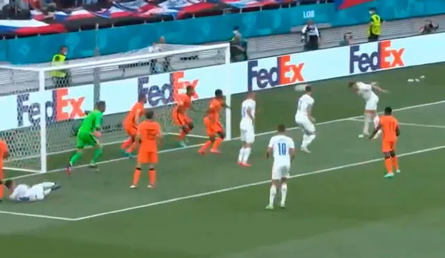 Dos cabezazos en el área es gol. Ese dicho se cumplió en el duelo entre Países Bajos y Países Bajos por la Eurocopa 2021.