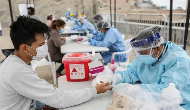 Personas que den positivo a la prueba recibirán un oxímetro y una bolsa con víveres. Foto: Municipalidad de Lima
