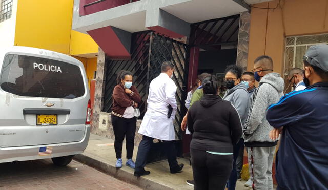 Peritos de Criminalística llegaron al lugar para iniciar las investigaciones. Foto: Gianella Aguirre / URPI-LR