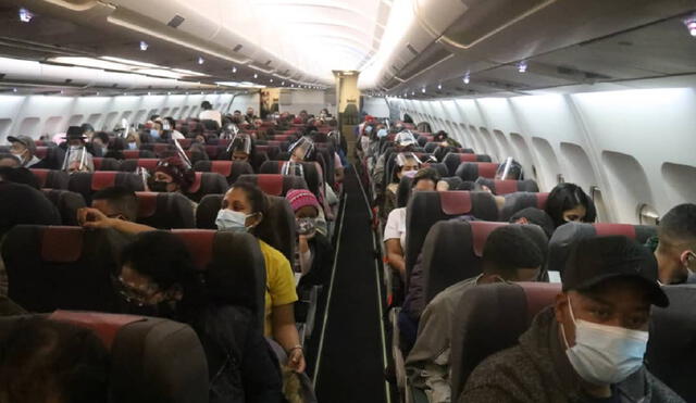 Fueron 258 personas las que dejaron Perú para volver en un avión de Conviasa. Foto: Cancillería de Venezuela