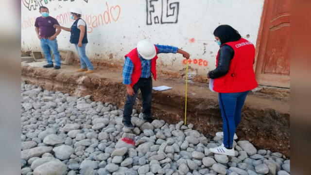 Auditores inspeccionaron obras de pistas y veredas en la ciudad de Celendín. Foto: Contraloría.
