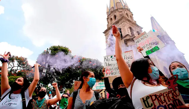 México registró 423 feminicidios entre enero y mayo pasado, un aumento de 7,1% frente a igual período de 2020, que cerró con 967 casos. Foto: AFP