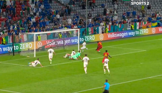 Romelu Lukaku casi decreta su doblete con Bélgica ante Italia por los cuartos de final de la Eurocopa 2021. Foto: captura DirecTV Sports