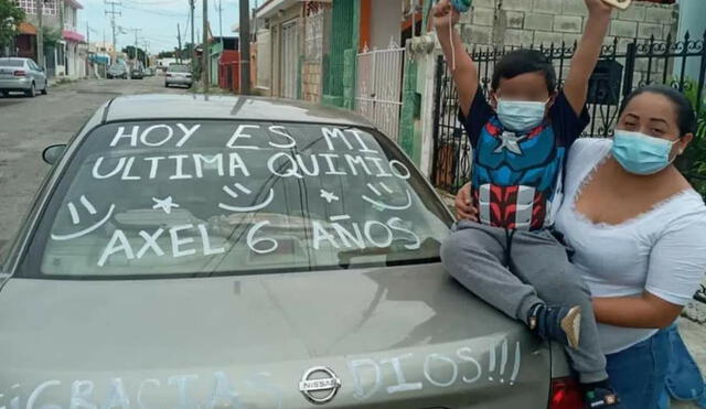 Los padres del menor celebraron y decidieron compartir la alegría del niño con varias fotos Foto: captura de Facebook