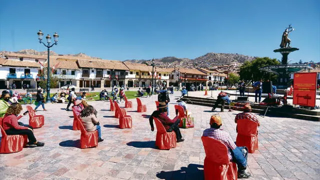 Artistas ahora pueden difundir su arte en la Plaza Mayor de Cusco.