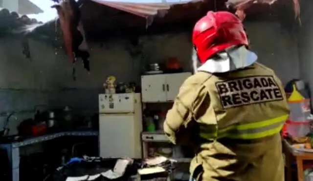 El incendió consumió una cocina. Foto: Municipalidad de Surco