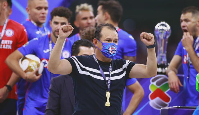 Reynoso ganó la Liga MX con Cruz Azul como jugador y entrenador. Foto: ESPN MX