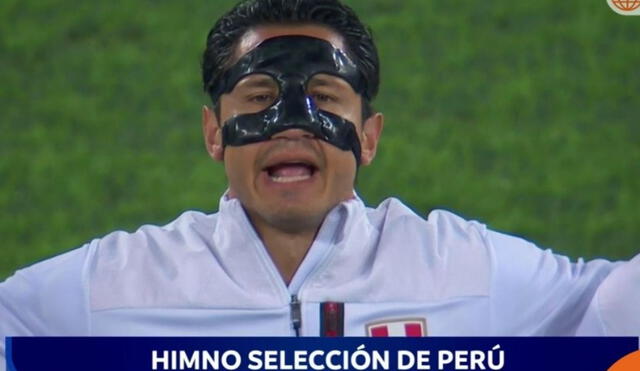 El jugador ítalo-peruano conmovió a los hinchas y se hizo viral en las redes sociales. Foto: captura de América TV