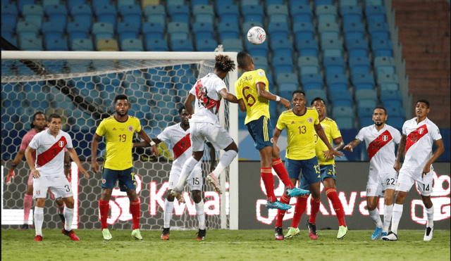 Perú y Colombia se enfrentan una vez más en el torneo pero ahora para alcanzar el podio de la Copa América 2021. Foto: EFE