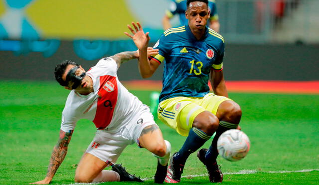 Perú y Colombia se enfrentaron en fase de grupos de la actual Copa América. La Bicolor se llevó el triunfo por 2-1. Foto: EFE
