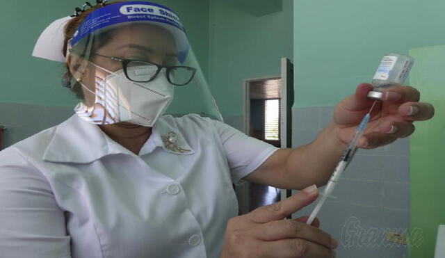 Soberana 02 es la primera vacuna aprobada en Latinoamérica. Foto: Granma