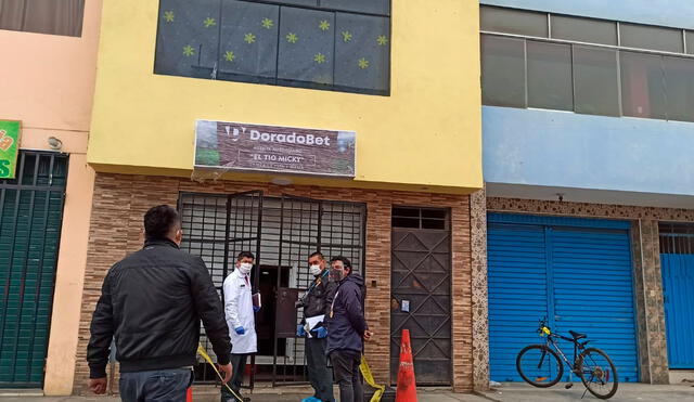 Los hombres se llevaron las memorias internas de las cámaras de seguridad. Foto: Jessica Merino/ URPI-LR