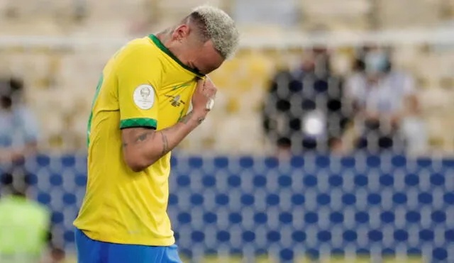 Neymar rompió en llanto cuando el árbitro decretó el final del encuentro. Foto: EFE