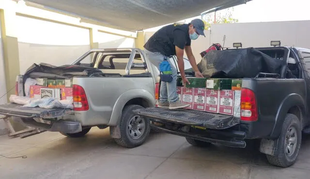 Agentes de la Policía Fiscal en Tacna incautaron licor de diversas marcas. Foto: PNP