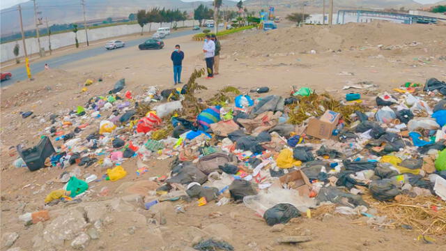 Basurales contaminan asentamientos humanos al ingreso de la ciudad de Chimbote. Foto: difusión.