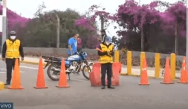 Autoridades solo permiten ingreso de residentes. Foto: TV Perú/ captura